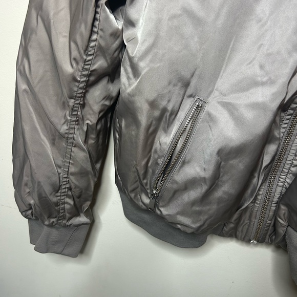 The Group Babaton Bomber Jacket Fill Zip Silver - Picture 10 of 16